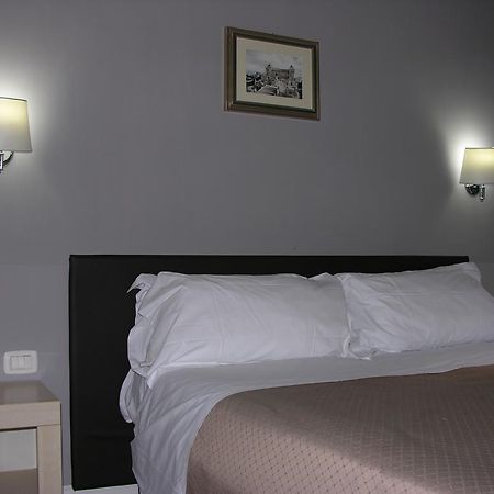 Roma Rooms Colosseum Екстериор снимка