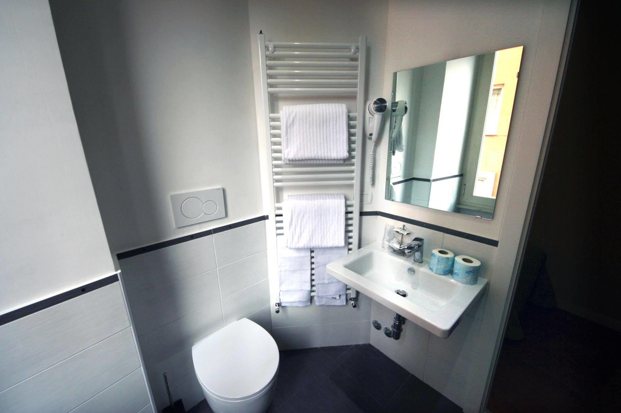 Roma Rooms Colosseum Екстериор снимка